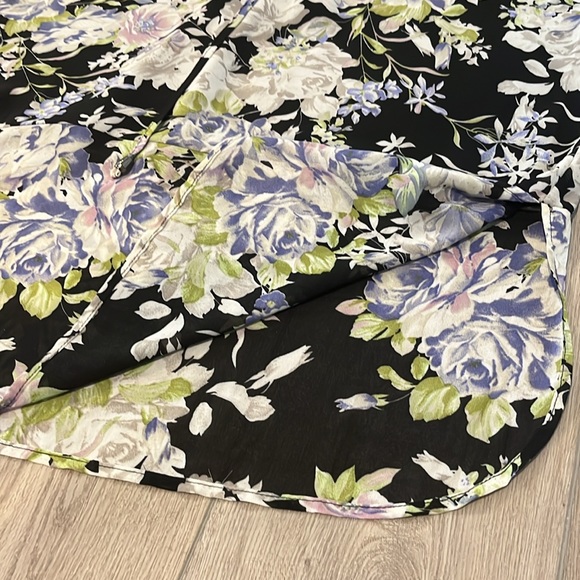 Papa Vancouver Long Sleeve Floral Blouse - Picture 4 of 10